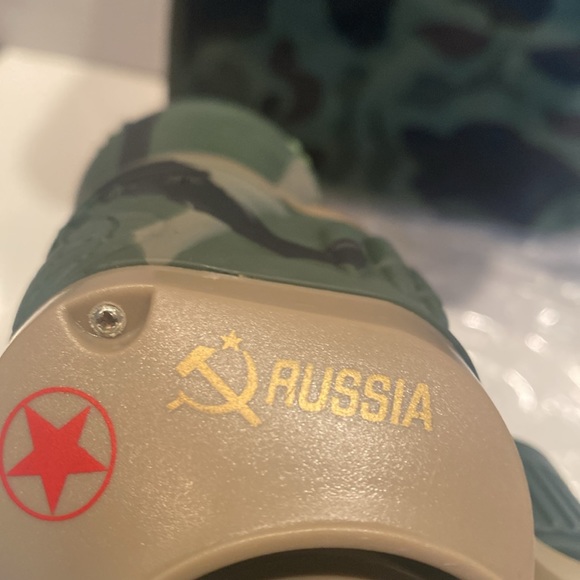 NIP Sehfeld Russian Binoculars - Picture 3 of 9